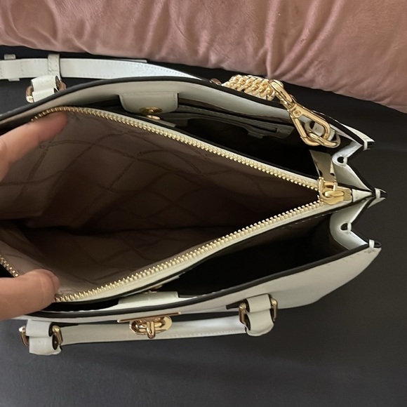 Michael Kors Bag - Picture 9 of 12